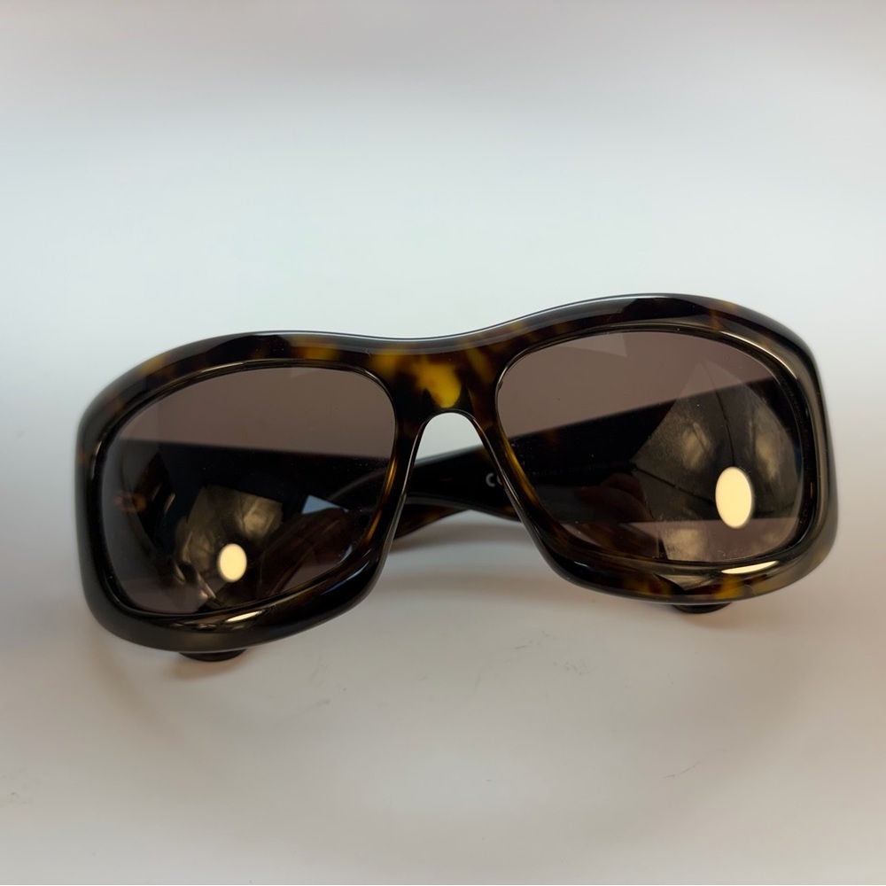 Vintage Gucci Black & Tortoise Sunglasses with Gold GG Emblem - Picture 6 of 9